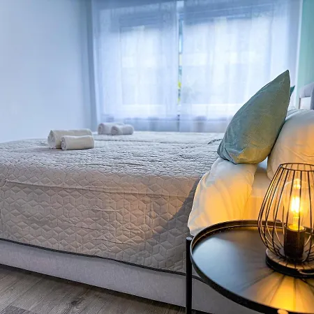 Immostay #6 - 4 Fuer 8 Personen, Wifi & Zentrum Апартаменты Бремен