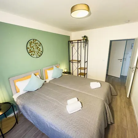 Immostay #6 - 4 Fuer 8 Personen, Wifi & Zentrum * Бремен